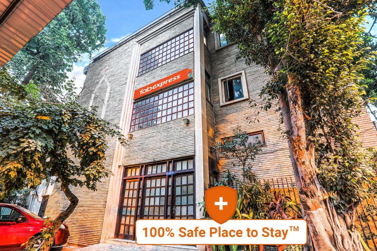 Fabexpress Hemkunt Mansion Noida Exterior foto