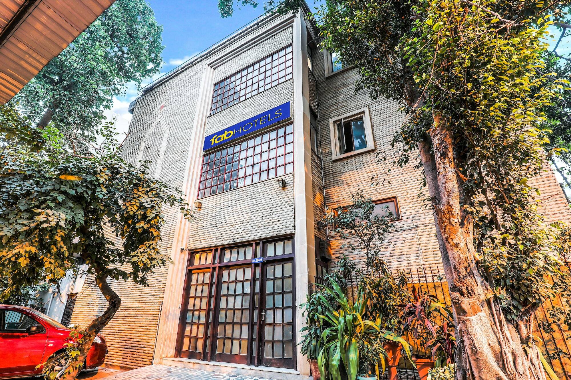 Fabexpress Hemkunt Mansion Noida Exterior foto